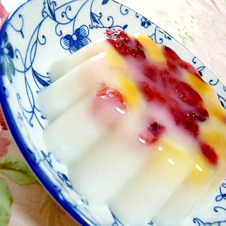 杏仁風味❤彩りフルーツの牛乳寒天❤